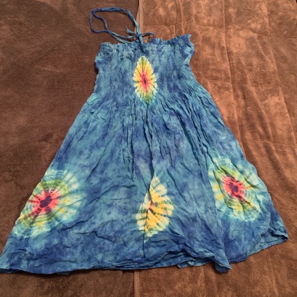 Dress - Picture 2 of 3